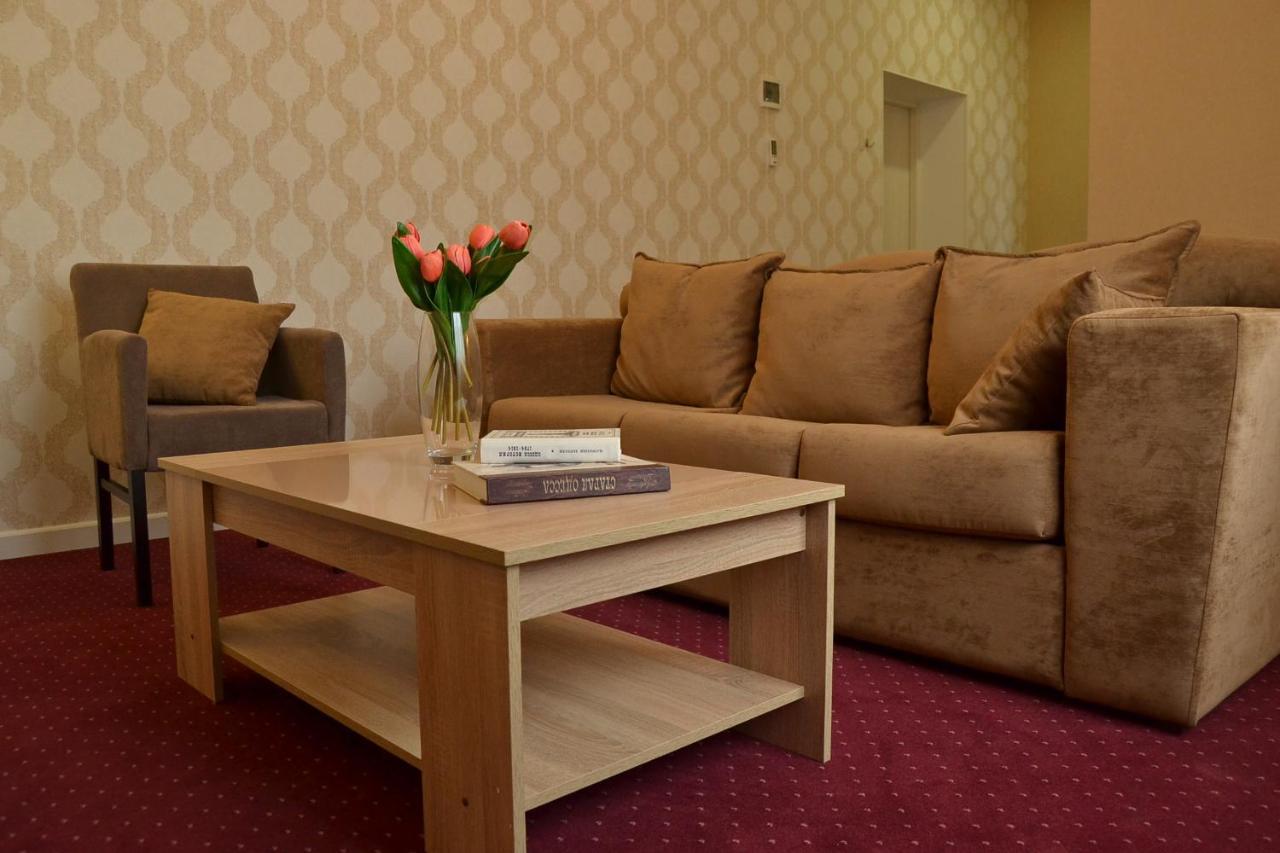 Hotel Ajur Οδησσός Εξωτερικό φωτογραφία