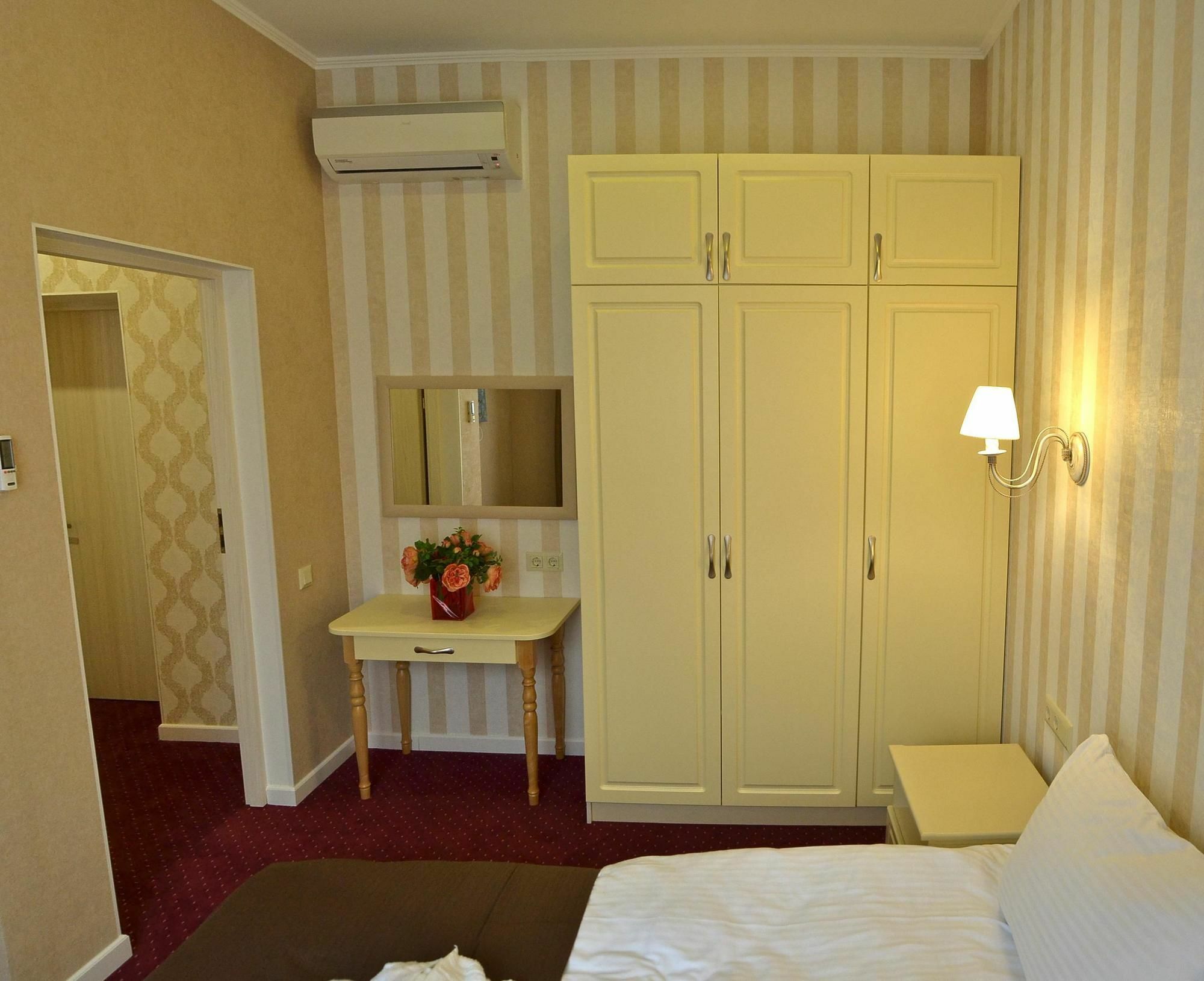 Hotel Ajur Οδησσός Εξωτερικό φωτογραφία