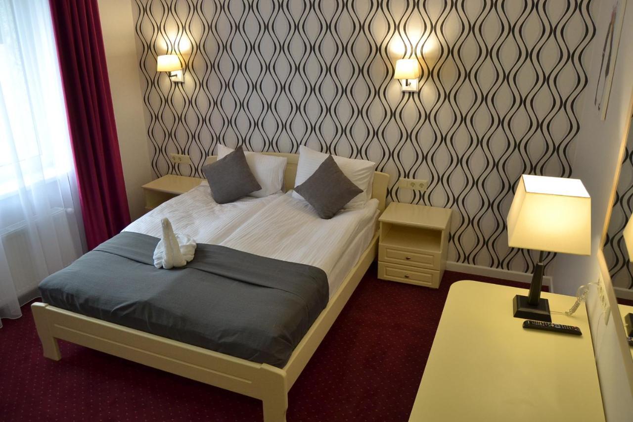 Hotel Ajur Οδησσός Εξωτερικό φωτογραφία
